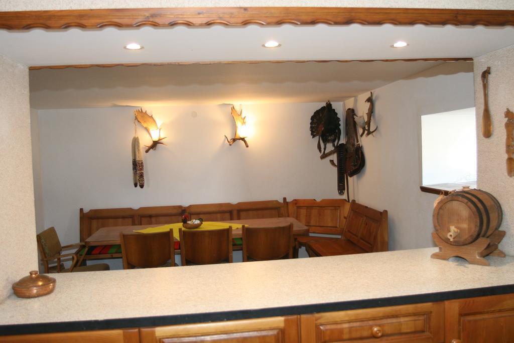 Regina'S Guesthouse Balchik Exterior photo